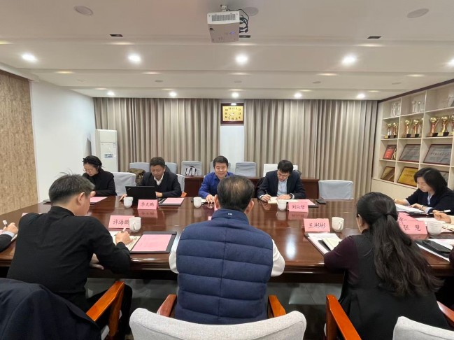 1765355571070026895.jpg 8775c33b523a28ae1c26842f05fbb31d.jpg