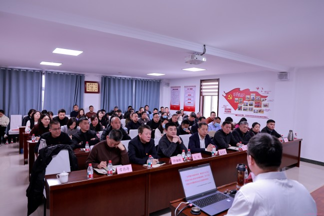 1766451965425014238.jpg _H8A5906.jpg